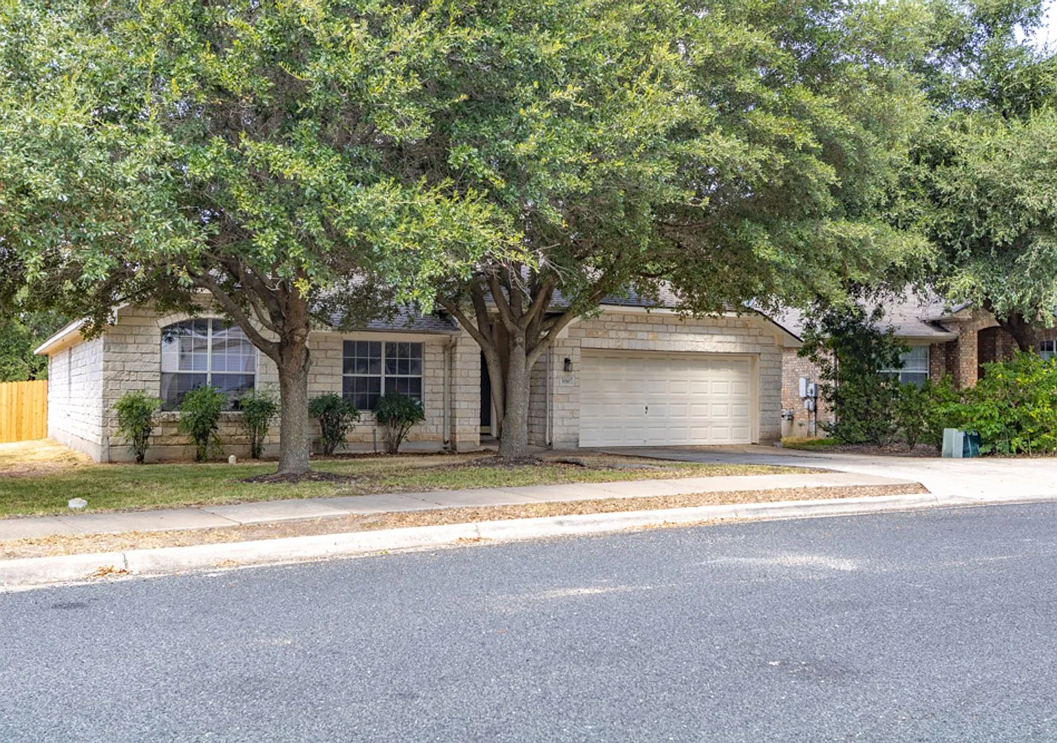 1010 Klondike Loop Round Rock, TX 78665 — Photo 2
