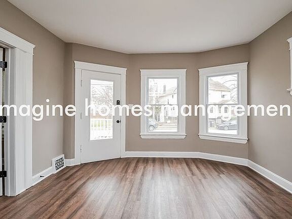 5th image of 1506 Victoria Ave #1