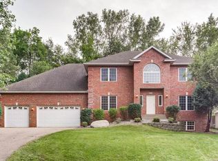 3053 Brookshire Ln, New Brighton, MN 55112