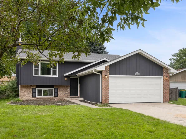 13716 S Amherst Ct, Plainfield, IL 60544