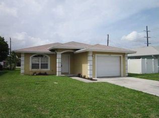 2209 Atlanta St, Hollywood, FL 33020