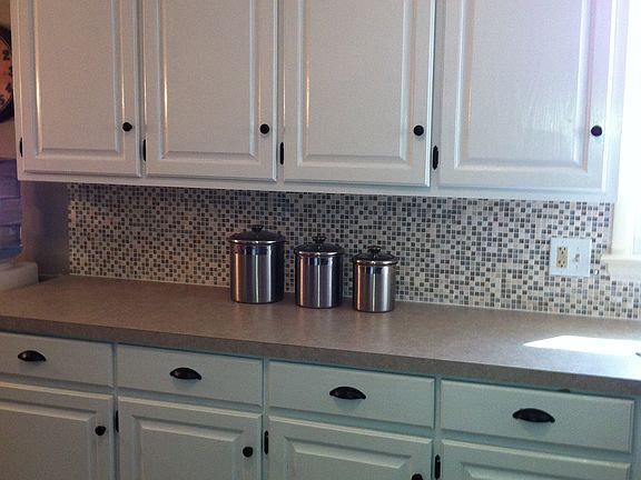 Closer look at backsplash