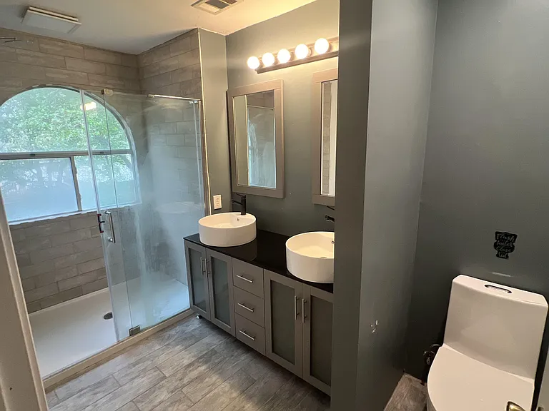 Highland Lake Dr — Photo 4