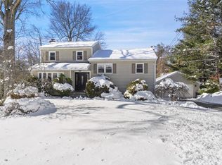 2421 Hawthorne Dr, Yorktown Heights, NY 10598