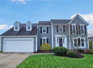 546 McPherson Cir, Northfield, OH