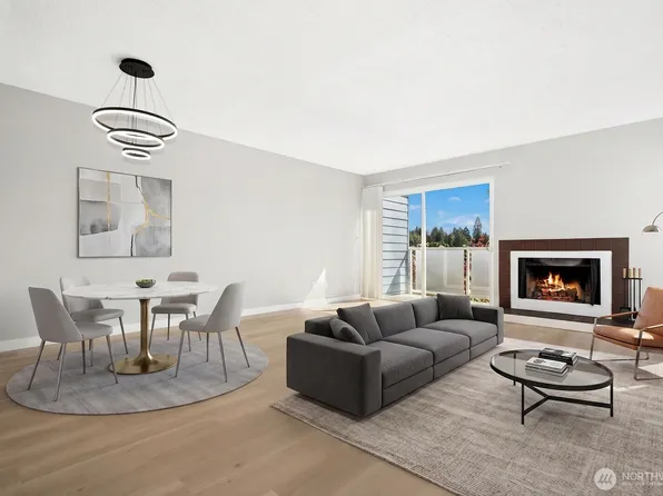 8812 20th Avenue NE #A302, Seattle, WA 98115