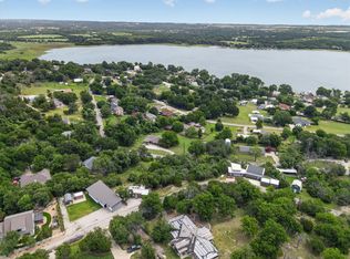 13 Burton Hill Dr, Weatherford, TX 76087