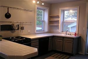 2nd image of 1920 McCausland Ave