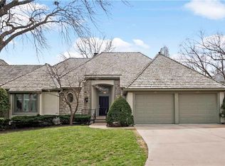 29 Coventry Ct, Prairie Village, KS 66208