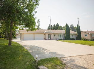20717 464th Ave, Morris, MN 56267