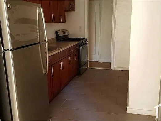 3915 Carpenter Ave — Photo 9