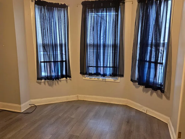 3446 Keim St — Photo 7