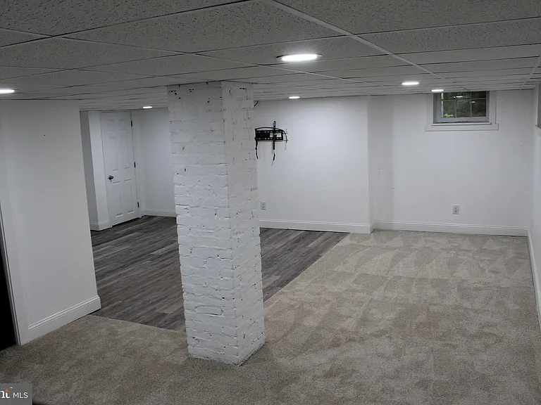 490 Bancroft Rd — Photo 33