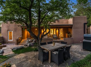541 Camino Rancheros, Santa Fe, NM 87505