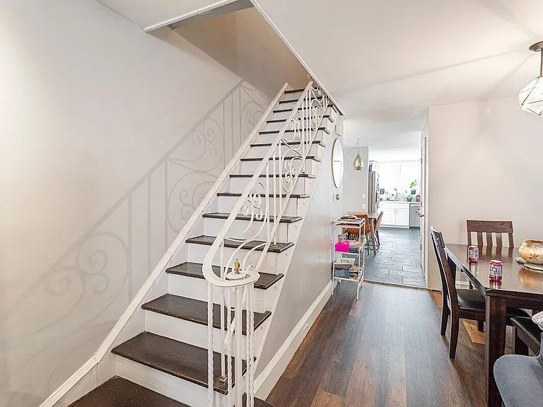 613 S Taney St — Photo 14