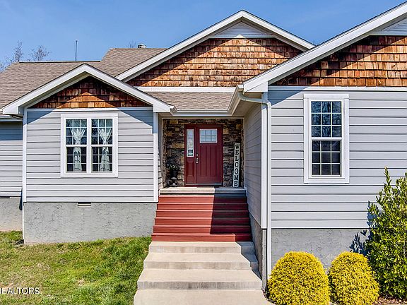 5th image of 664 Green Ridge Trl