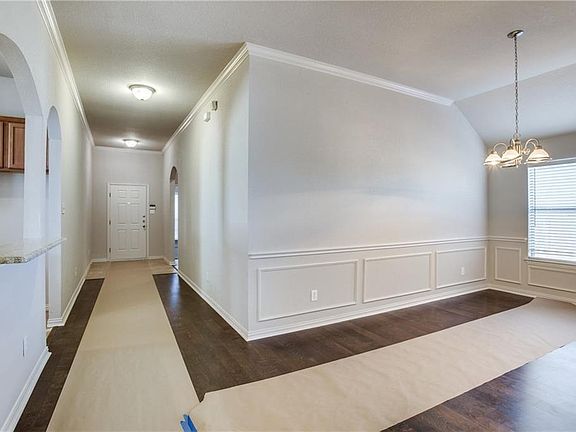 4th image of 78 N Highland Dr