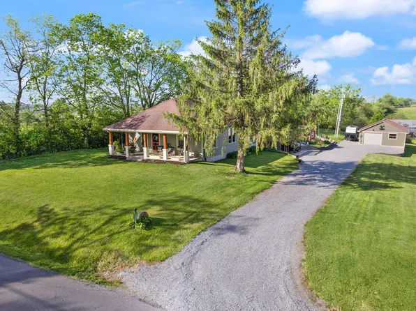 988 Fall Lick Rd, Lancaster, KY 40444