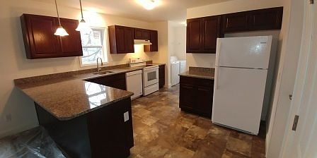 2nd image of 315 Clearfield St Unit B