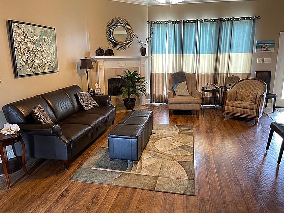 2nd image of 118 Oak Fern Ct