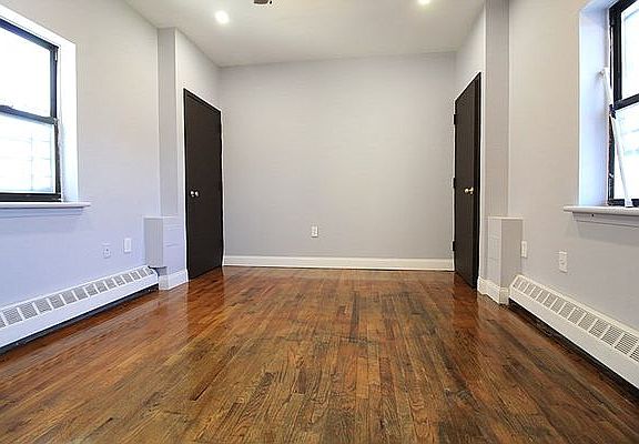 4th image of 950 Bergen St #B5