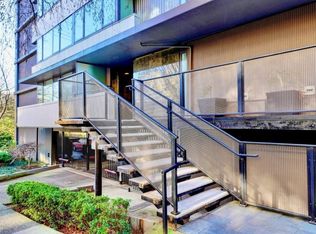 2020 SW Main St Unit 402, Portland, OR 97205