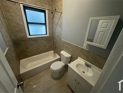 36 Dehart Pl #1 — Photo 4