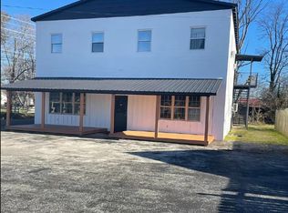 212 Washington St, Stanton, KY 40380