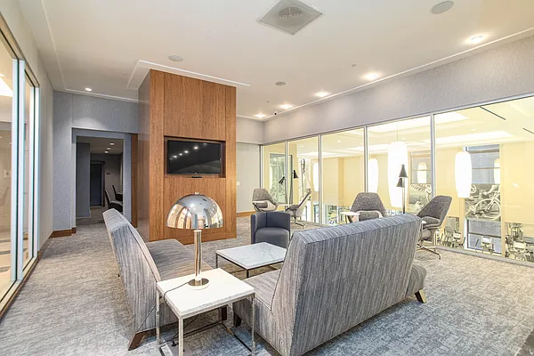 Rented by Compass | media 25