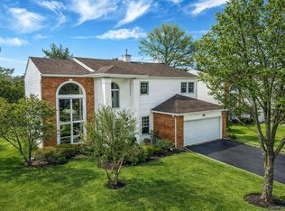 118 Fairway View Dr #118, Commack, NY 11725