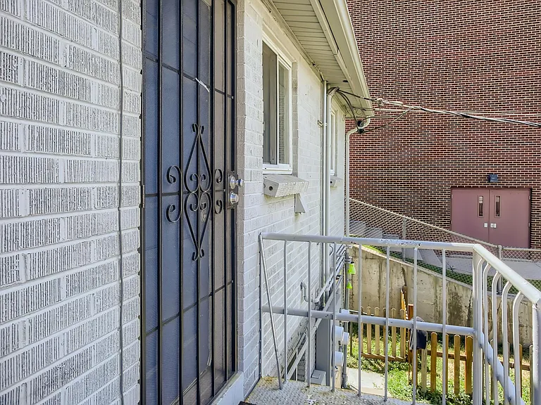 3171 S Lincoln St — Photo 33