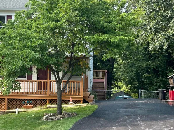 34 E 19th St, Front Royal, VA 22630