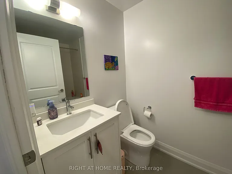10 Gatineau Dr #1007W — Photo 12