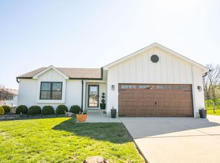 3281 Springview Dr, Hamilton, OH 45011
