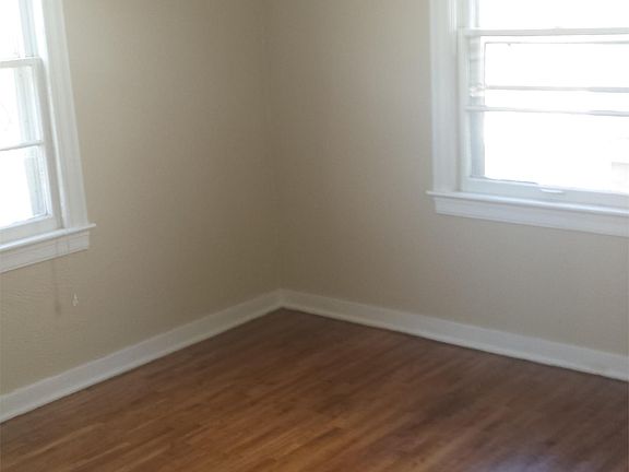 4th image of 1432 Sherman Ave