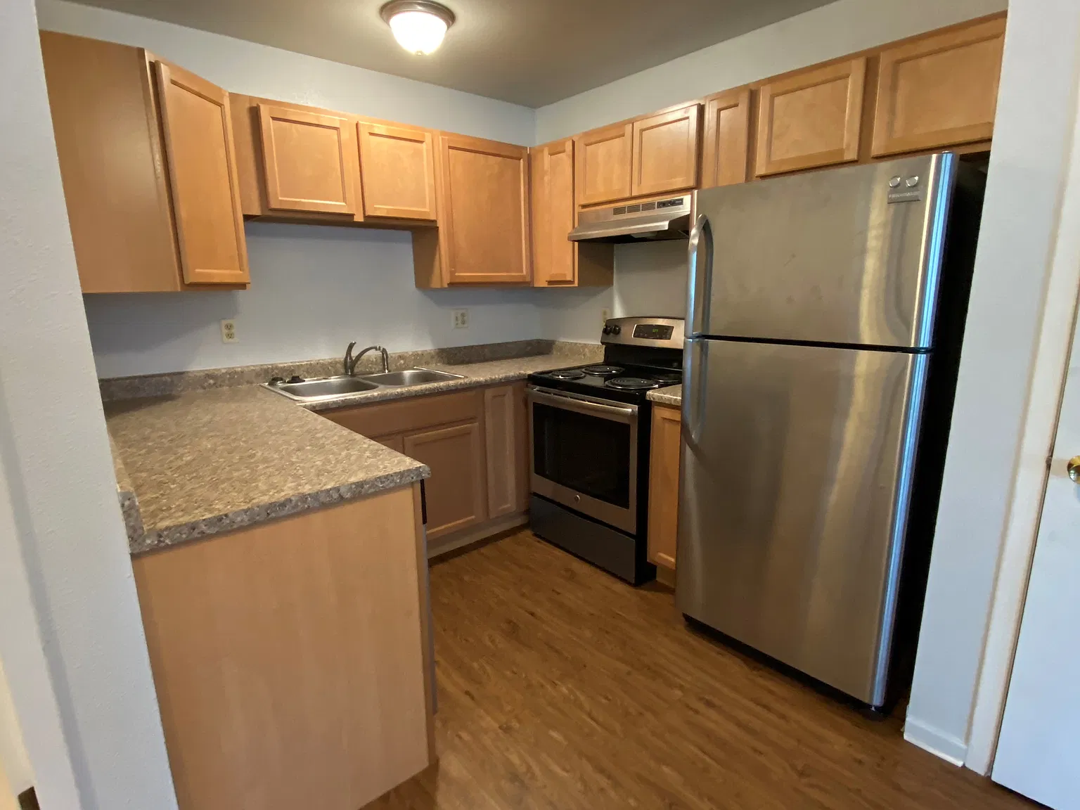 1 bed, 425 sqft, $1,695 — Photo 3