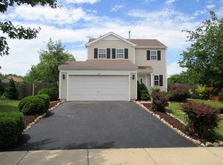 905 Greenleaf Dr, Joliet, IL