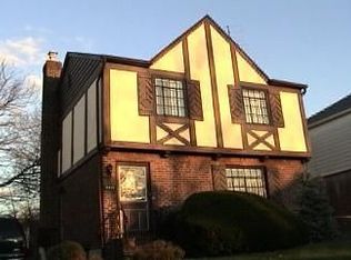7337 181st St, Fresh Meadows, NY 11366