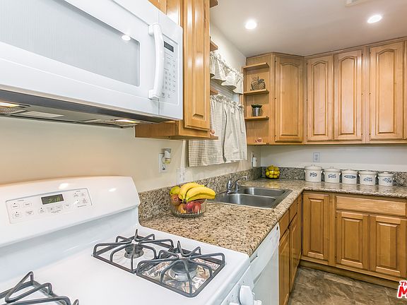 5th image of 11323 Havelock Ave