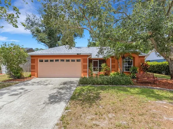 907 50th St E, Bradenton, FL 34208