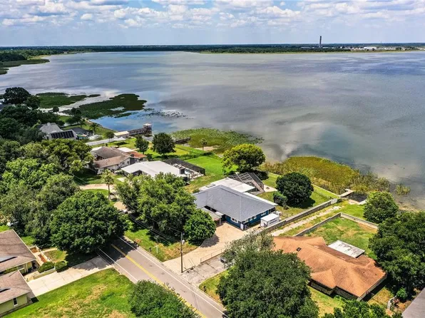 1328 Edgewater Beach Dr, Lakeland, FL 33805