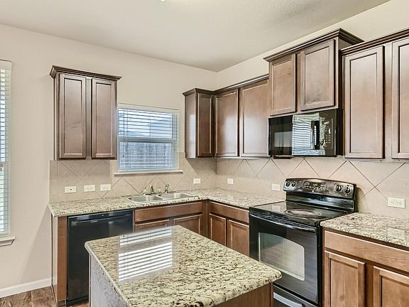 2nd image of 215 Frio River Trl
