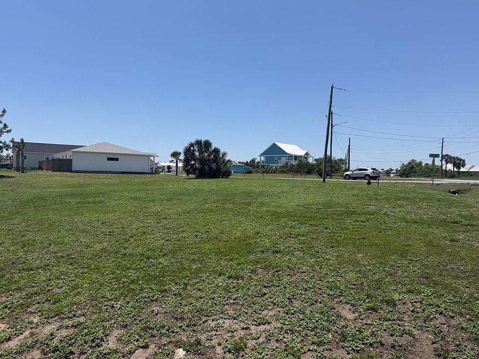 1st image of 320 Hatley Dr