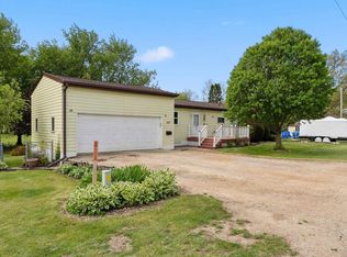 307 E Chicago St, Albion, IA 50005