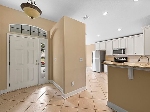 5th image of 12421 Cadley Cir