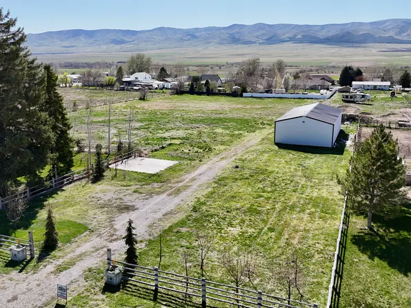 200 S 200 W, Mona, UT 84645