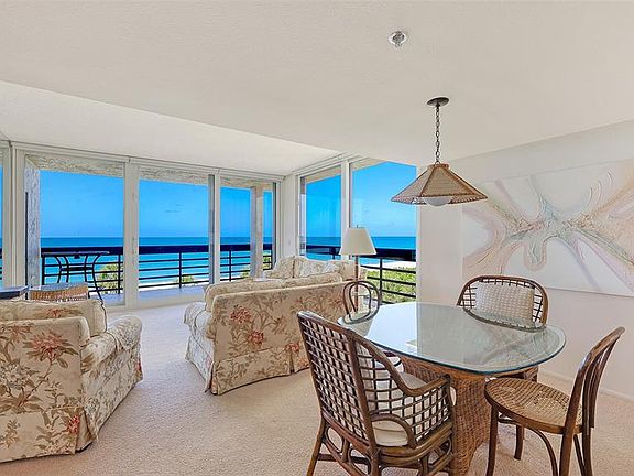 5th image of 1045 GULF OF MEXICO DRIVE #301