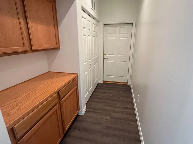 706 Orchid Dr — Photo 29