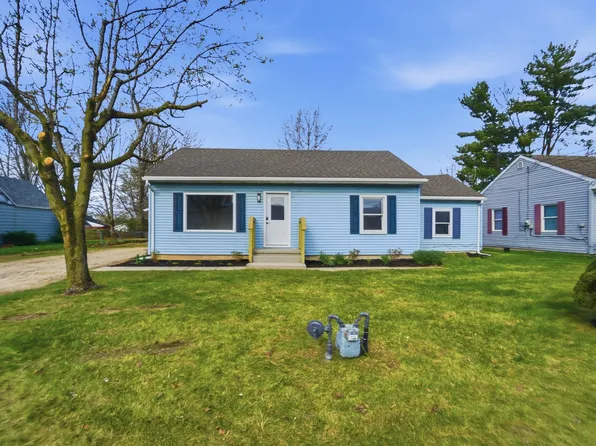 2351 Burden Dr, Lima, OH 45801