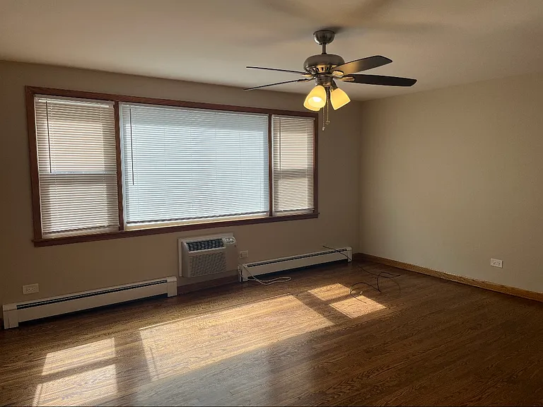 8600 W Berwyn Ave #2N — Photo 8